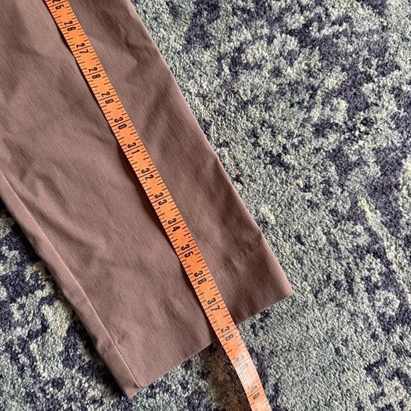 Chico’s Women’s Dried Mushroom Brigitte™ Slim Full-Length Trouser Pants Size 8R - Picture 9 of 15